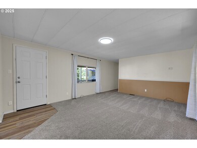 1125 58th St unit 11, Springfield, OR 97478 - photo 4