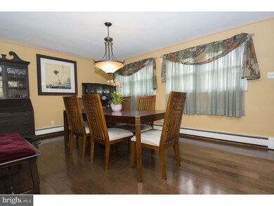 839 Quince Ln, Secane, PA 19018 - photo 5