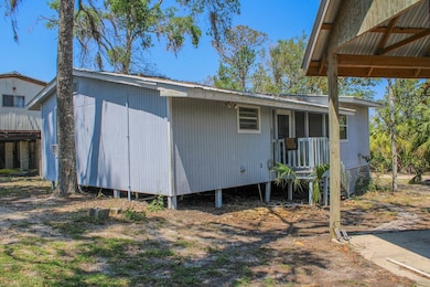 67 SW 283rd Ave, Steinhatchee, FL 32359 - photo 5