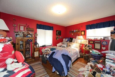 Bedroom.JPG