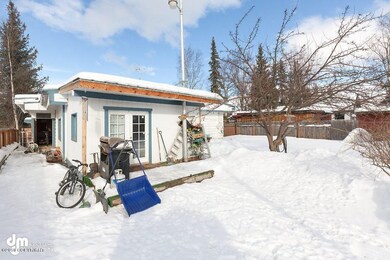 Exterior Back 20180310-DW-5104-SMALL