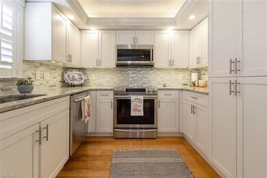 1061 8th St S unit 201, Naples, FL 34102 - photo 6