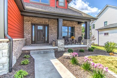 819 Estelle Ln, Crown Point, IN 46307 - photo 2