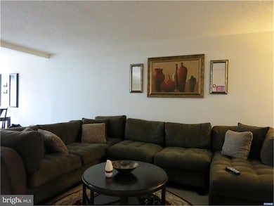 85 Versailles Ct, Newark, DE 19702 - photo 3