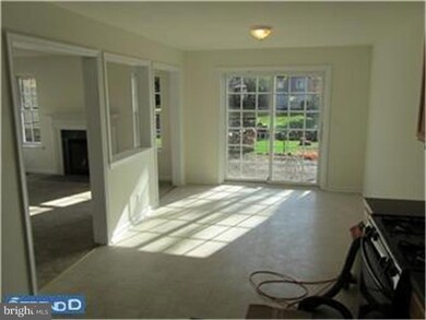 135 Sugarbush Dr, Perkasie, PA 18944 - photo 3