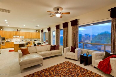 Open kitchen-family room floor plan