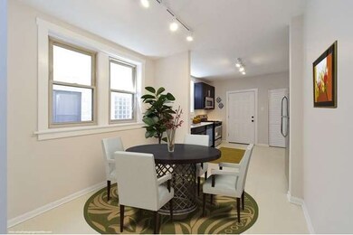 6136 N Mozart St, Chicago, IL 60659 - photo 3