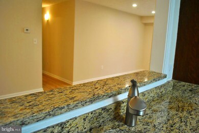 2307 Hunters Run Dr unit 2307, Reston, VA 20191 - photo 7