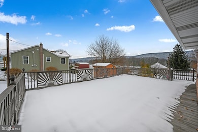 703 E Chestnut St, Hegins, PA 17938 - photo 5
