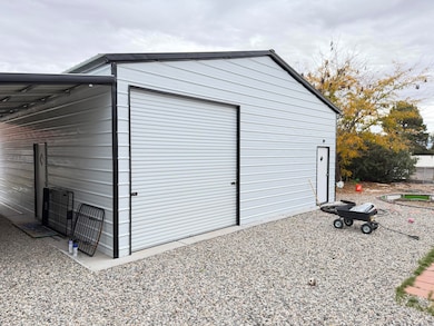 948 N 2050 East Cir, Saint George, UT 84770 - photo 3