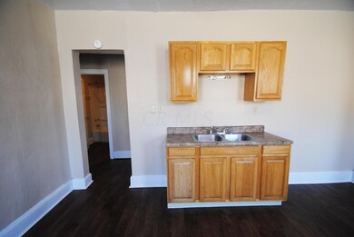 528 Berkely Int 4