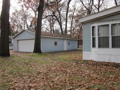 52484 N Point Dr, Mattawan, MI 49071 - photo 4