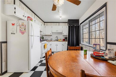 2210 Palmer Ct, New Albany, IN 47150 - photo 5