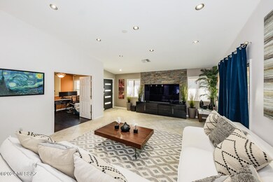 015 - 4118 E. Shadow Branch Drive