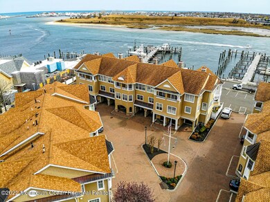 203 River Mist Way Brielle NJ-large-003-