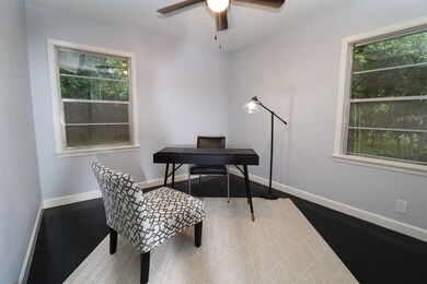 10418 Bretton Dr, Houston, TX 77016 - photo 5