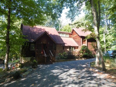 1354 Pocono Mountain Lake Dr, Bushkill, PA 18324 - photo 3