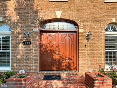 7803 Valleyfield Dr, Springfield, VA 22153 - photo 5