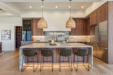 0_Kitchen_1800x1200_4224950