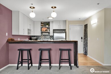 Kitchen / Breakfast bar