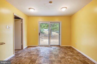 4905 Riverton Ln, Bowie, MD 20715 - photo 7