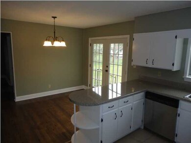 1421 August Dr, Hixson, TN 37343 - photo 7