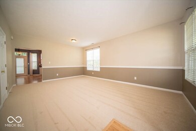 12928 Ross Crossing, Fishers, IN 46038 - photo 5