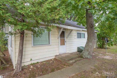 1410 Edwards St, West Branch, MI 48661 - photo 3