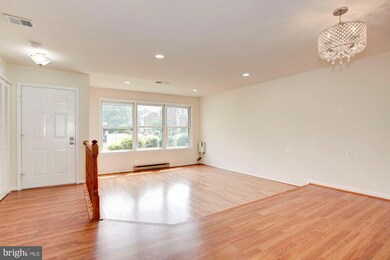 4153 Churchman Way unit 5, Woodbridge, VA 22192 - photo 5