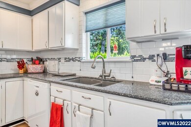 7015 9th Ct NE, Keizer, OR 97303 - photo 6