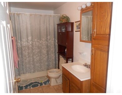 413 Walker St unit 5, Lowell, MA 01851 - photo 6