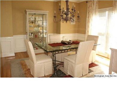 Spacious Dining room that can easily accomodate yo