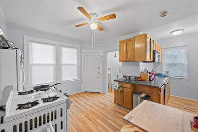 73 Paine St, Worcester, MA 01605 - photo 6