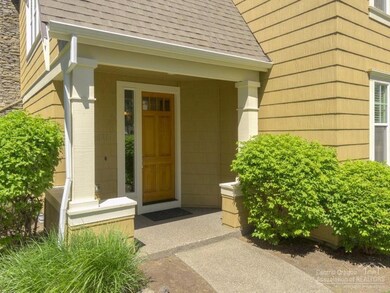 1521 NW Lewis St, Bend, OR 97701 - photo 3