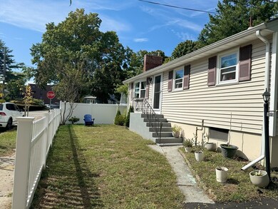 218 Hollis Ave, Quincy, MA 02171 - photo 3