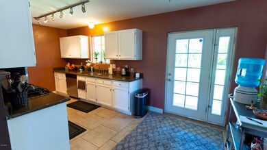 Kitchen (3)
