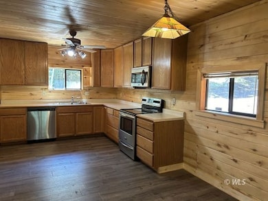 370 Road 182w, Westcliffe, CO 81252 - photo 7