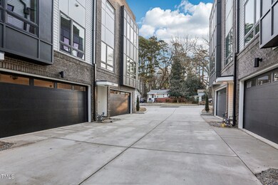 6-web-or-mls-Edgecreek Ct-006