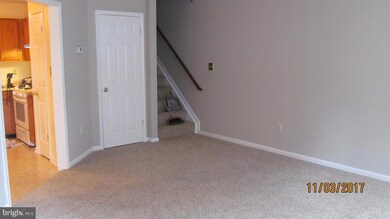 61 Royalty Cir, Owings Mills, MD 21117 - photo 4