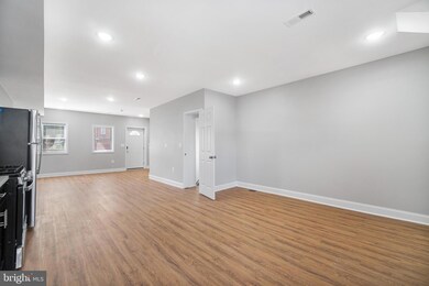 3711 Oakmont Ave, Baltimore, MD 21215 - photo 4