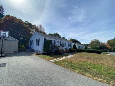 203 Holland St, Cranston, RI 02920 - photo 4