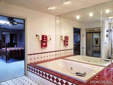 Whirlpool Tub