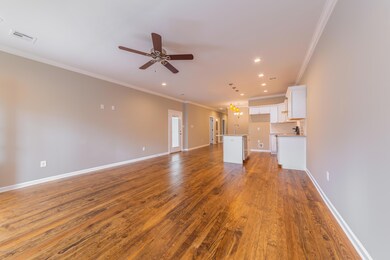 904E7thSt-3-2