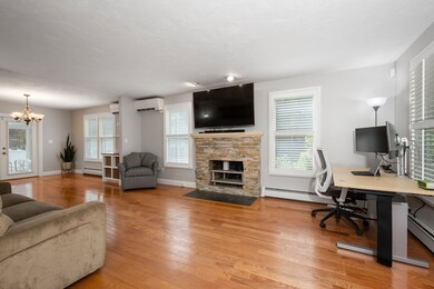 151 Davis St, Northborough, MA 01532 - photo 5