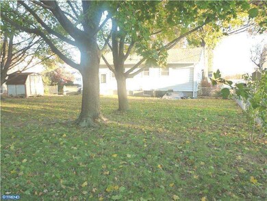 3747 Donegal Ln, Brookhaven, PA 19015 - photo 6