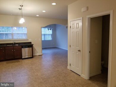 409 English Oak Ln, Prince Frederick, MD 20678 - photo 6