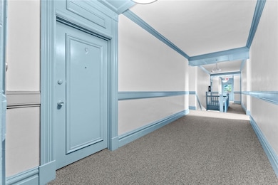 121 Grandview Ave unit 9, Pittsburgh, PA 15211 - photo 5