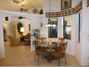 BREAKFAST ROOM