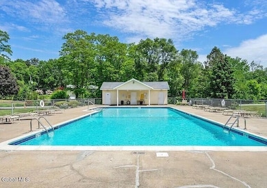 1208 Greenwich Dr, Albany, NY 12203 - photo 2