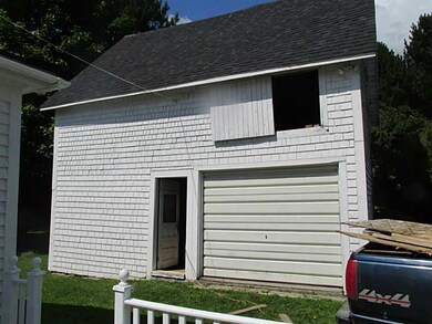 Garage.